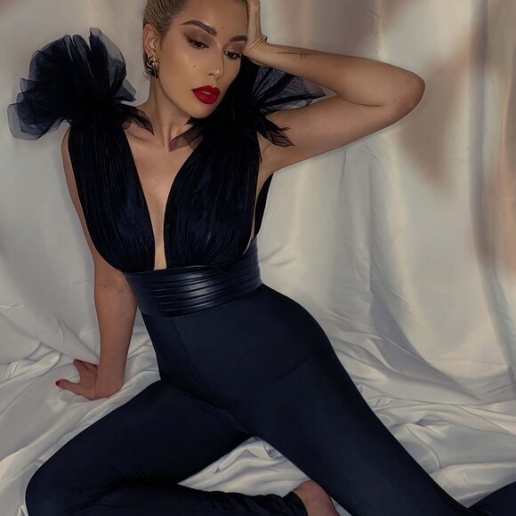 Glamorous Stretch Black Jumpsuit Deep V Neck Bodysuit W/ Oversized Tulle Flower - Picture 3 of 7